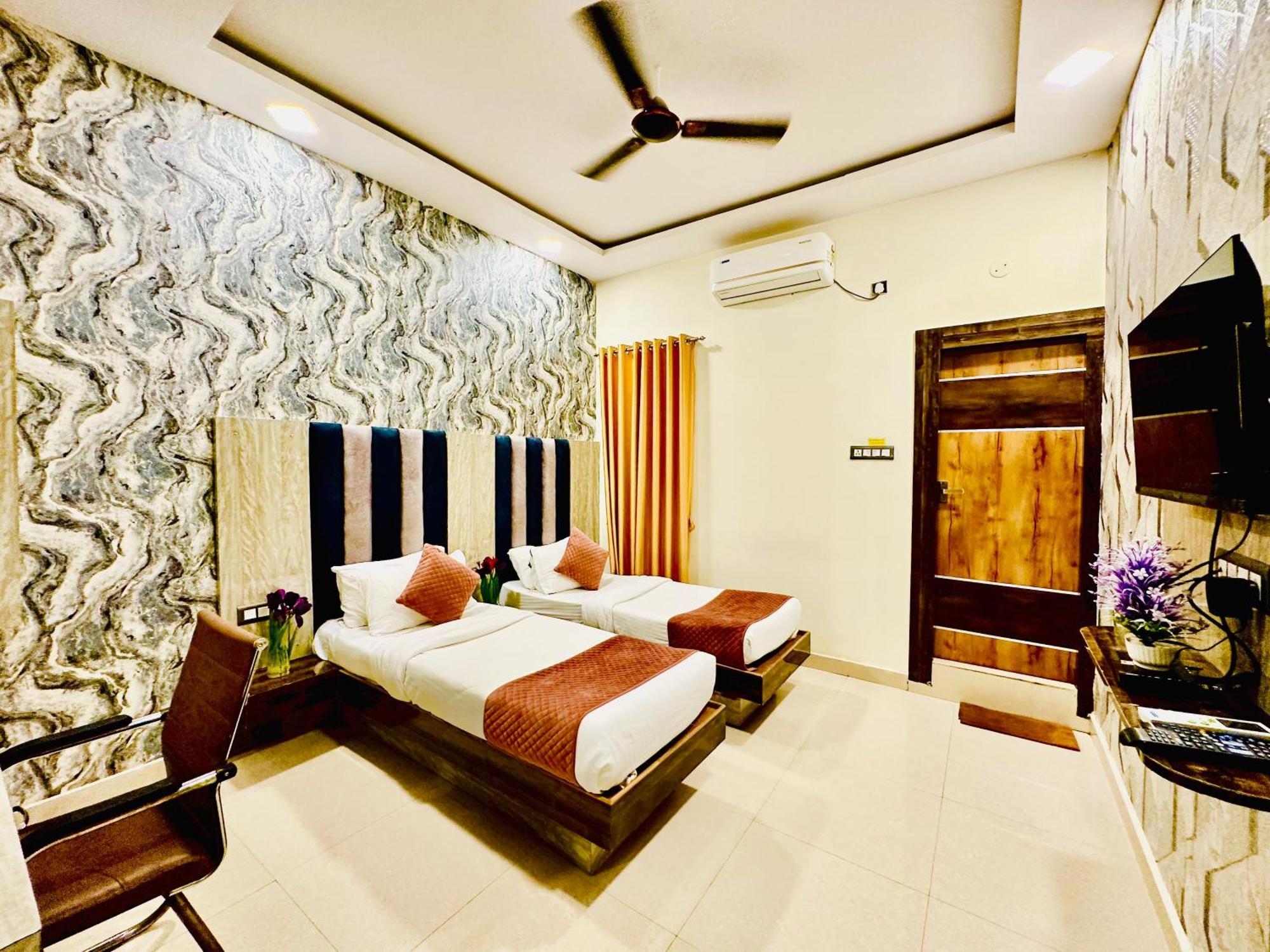 Hotel Sky International- Airport Zone Hyderabad 商沙巴 外观 照片