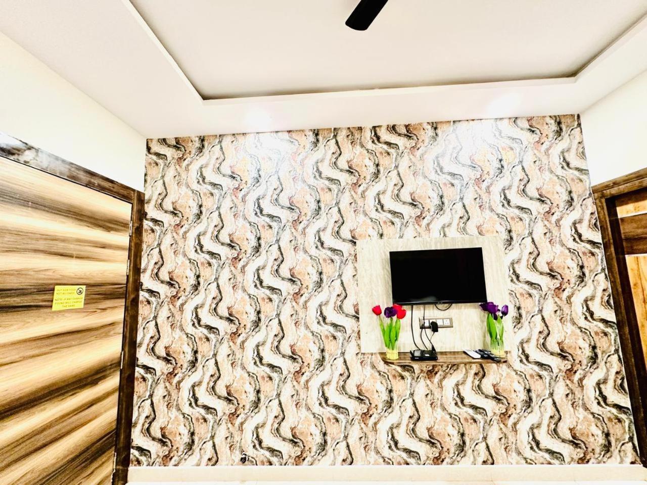 Hotel Sky International- Airport Zone Hyderabad 商沙巴 外观 照片