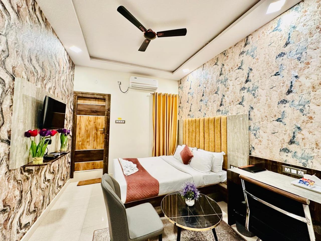 Hotel Sky International- Airport Zone Hyderabad 商沙巴 外观 照片