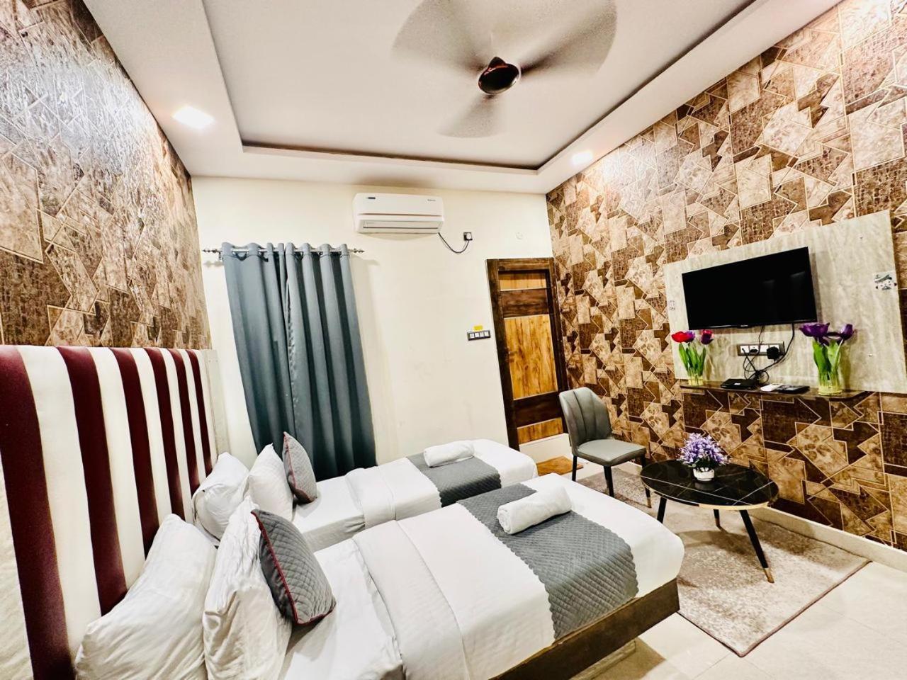 Hotel Sky International- Airport Zone Hyderabad 商沙巴 外观 照片
