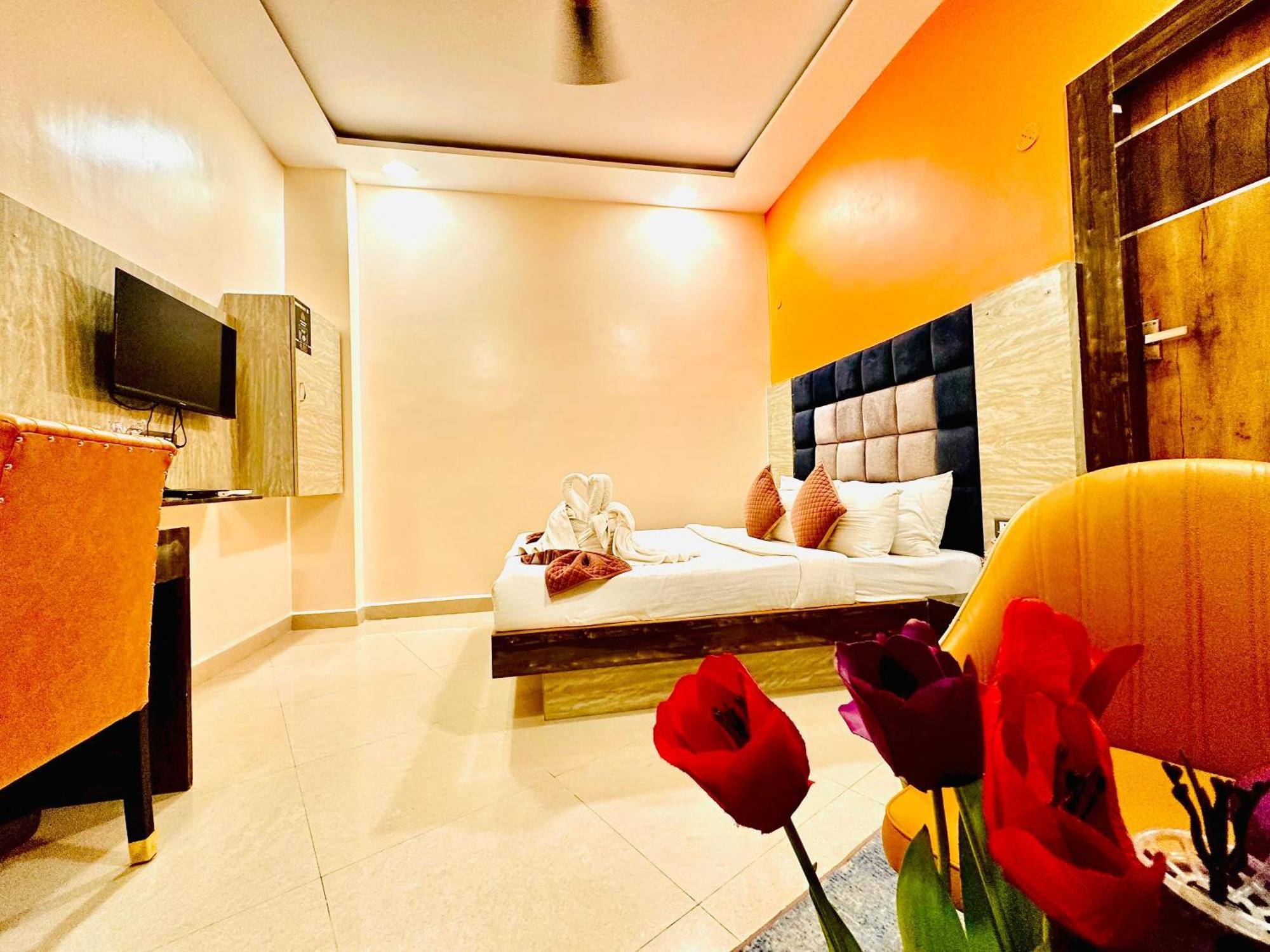 Hotel Sky International- Airport Zone Hyderabad 商沙巴 外观 照片
