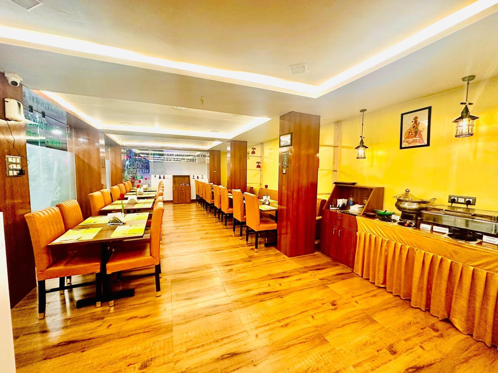 Hotel Sky International- Airport Zone Hyderabad 商沙巴 外观 照片