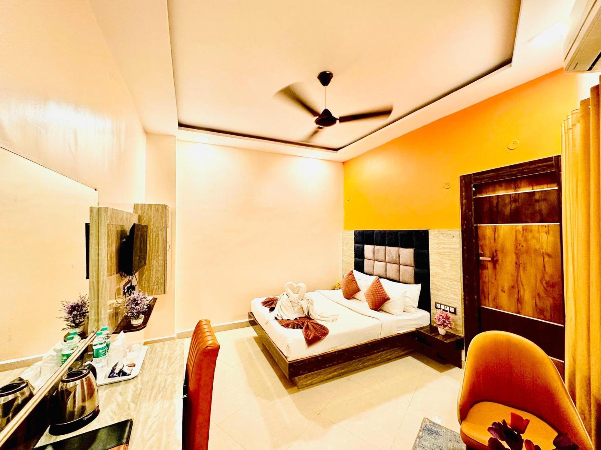 Hotel Sky International- Airport Zone Hyderabad 商沙巴 外观 照片