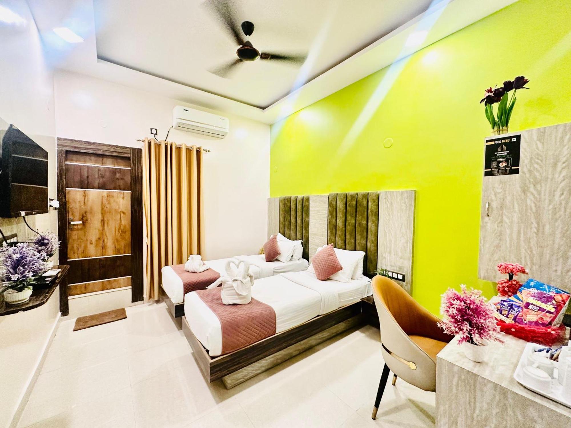 Hotel Sky International- Airport Zone Hyderabad 商沙巴 外观 照片